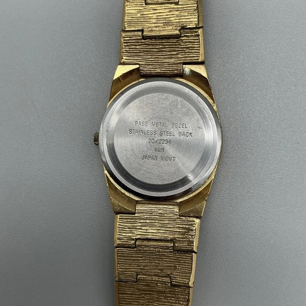 Vtg Event Diamond Men Watch 32mm Nugget Texture Band Gold Tone New Battery 7.75